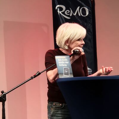 LiteraturFieber im April 2026 mit Nora Northmann