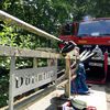 Gemeinsame Gro&szlig;&uuml;bung der Landkreise Oberhavel und Barnim: Wasser aus dem Fluss D&ouml;llnflie&szlig; gepumpt.